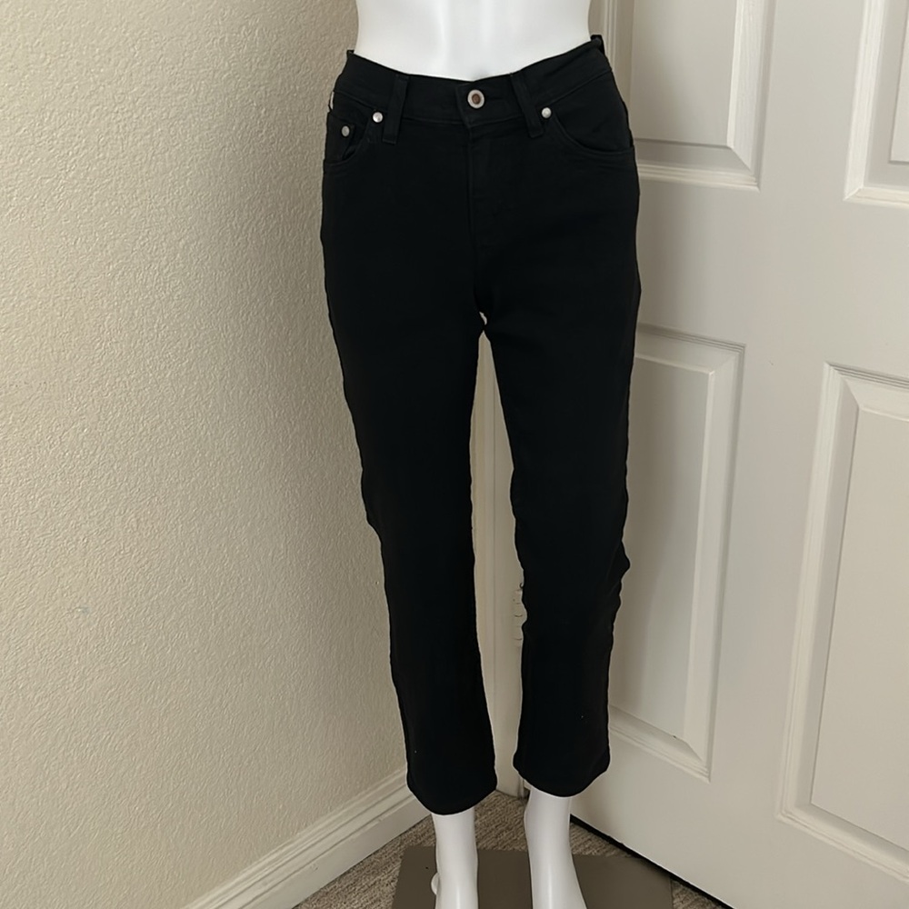 Levi’s Low Cut Silver Tab black jeans -size 3/4